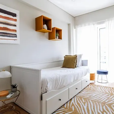 New - Luxury & Bright Apartment Lisbon Exterior photo